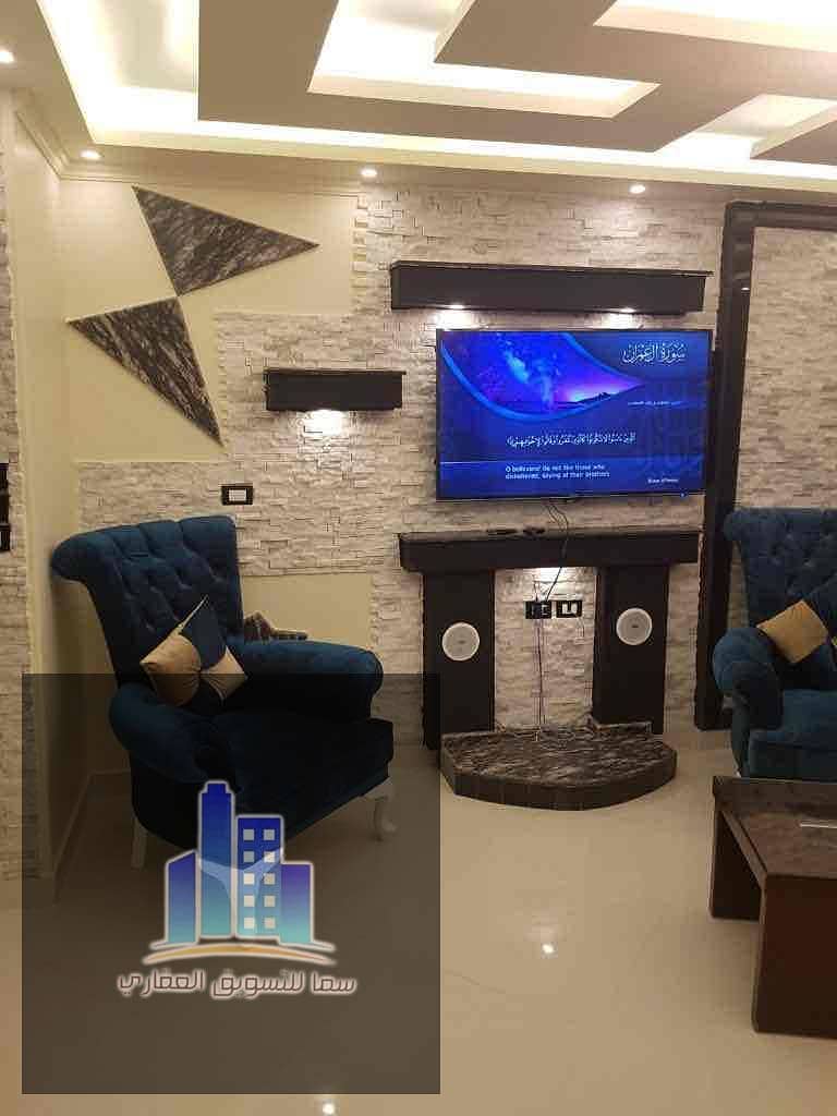 2 b10b928a-7d8c-43d1-aa26-ae46a1cea696. jpg