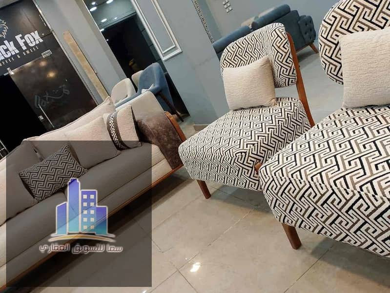 1ee6d52b-5ee6-4702-9a9b-b47206f0f280. jpg