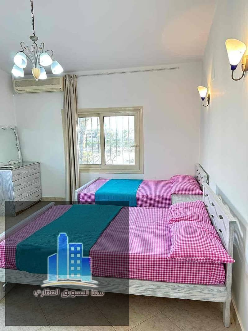 4 80d5b79d-6481-49d2-bcda-e7e5ad8af600. jpg