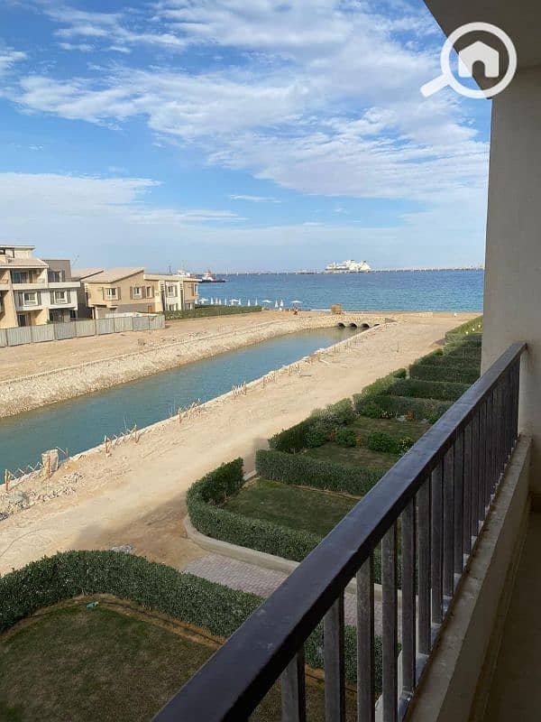 دوبلكس شالية برؤية كاملة للبحر للبيع في مورانو السخنة Murano sokhna
