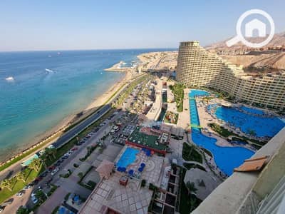 2 Bedroom Chalet for Sale in Ain Sukhna, Suez - شالية لقطة بموقع مميز ابراج الابراج بورتو سخنة الاهرامات porto sokhna