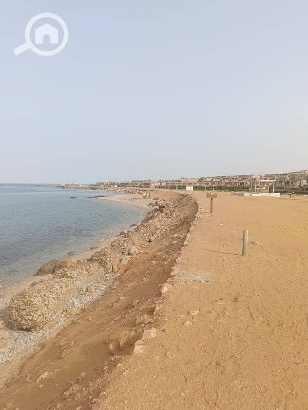 شالية للايجار في تلال السخنة في مواجه للبحر بجوار لافيستا Telal sokhna
