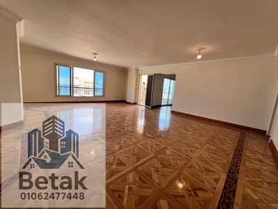 شقة 4 غرف نوم للايجار في سموحة، الإسكندرية - IMG_1891. jpeg