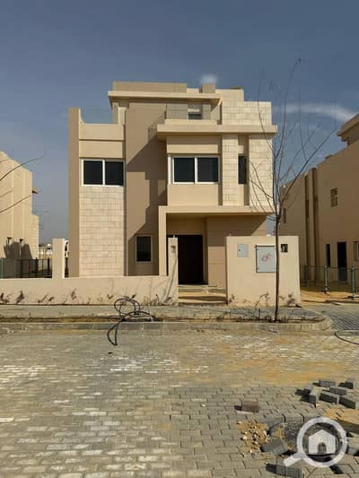 تاون هاوس 3 غرف نوم للبيع في 6 أكتوبر، الجيزة - 4b5a842b-0400-4e5f-860c-eedd5d9eb462. jpeg
