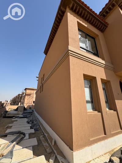 تاون هاوس 5 غرف نوم للبيع في الشيخ زايد، الجيزة - 930b3398-c94c-40e8-bfdc-3bcceea65baa. jpeg