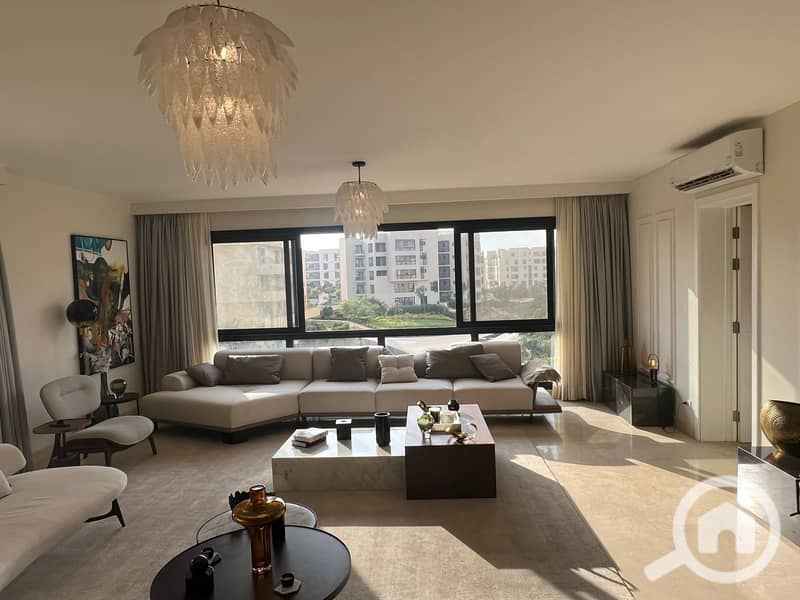 6 cc366cf2-4b04-4e2e-8a83-2b2869ec7e42. jpeg