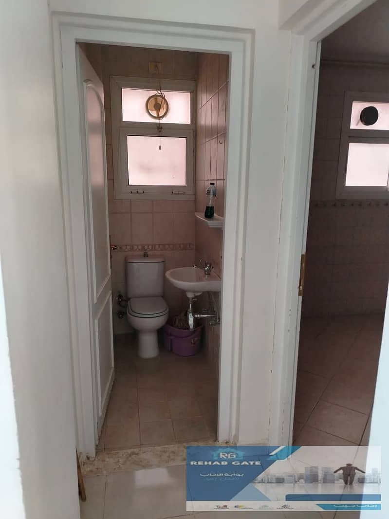 4 3cb82212-1e63-4abd-8943-653674bc009b. jpg