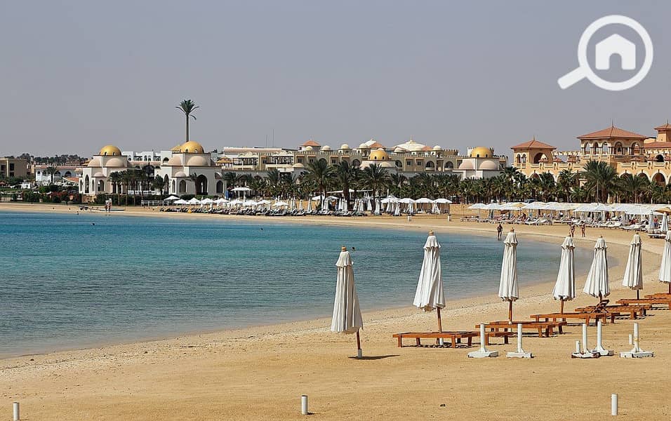10 Sahl_Hasheesh_R03. jpg