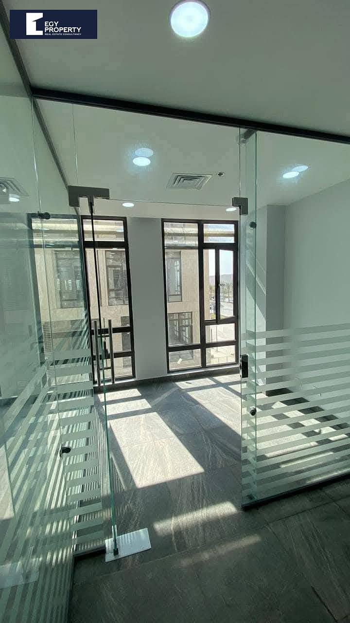 Office 91m Direct on South 90 for Sale in Golden Gate - New Cairo - Ansicht 3