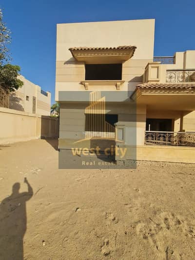 فیلا 5 غرف نوم للبيع في الشيخ زايد، الجيزة - IMG-20250514-WA0015. jpg