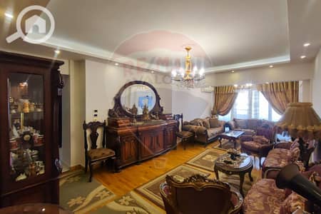 شقة 2 غرفة نوم للبيع في سابا باشا، الإسكندرية - 1. jpg