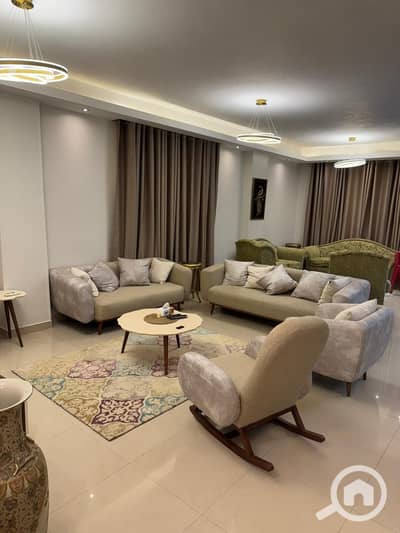 3 Bedroom Flat for Rent in New Cairo, Cairo - صورة واتساب بتاريخ 2025-09-16 في 16.22. 04_bd8f60a6. jpg