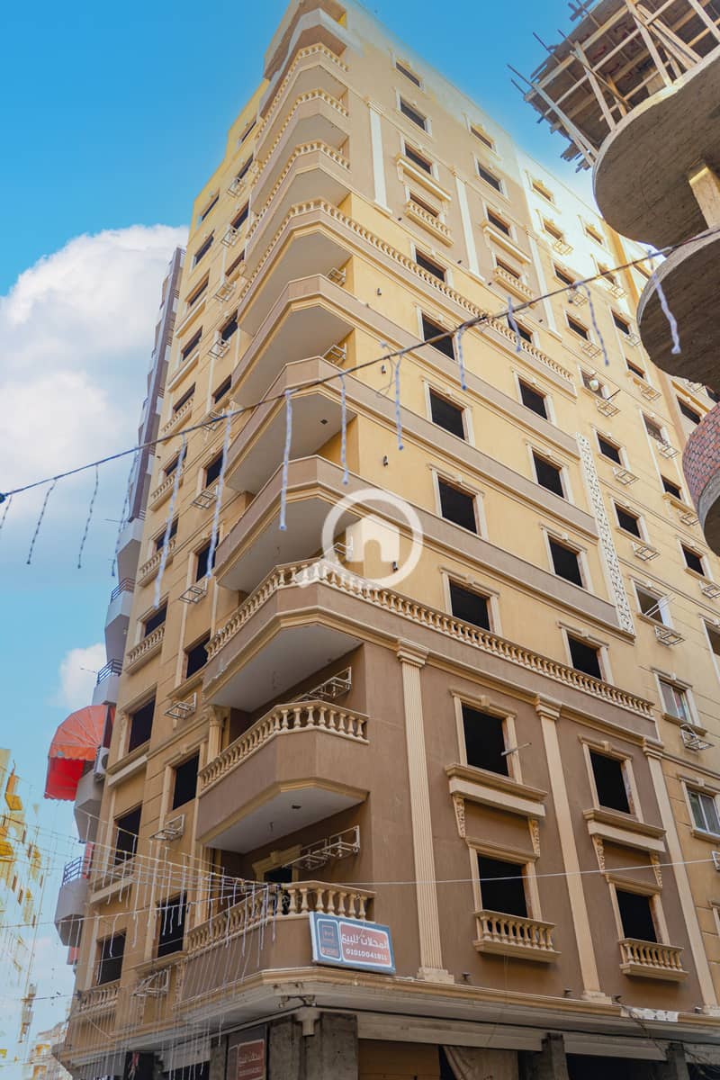 "امتلك شقة للبيع 135 م جانبي من شارع باريس"