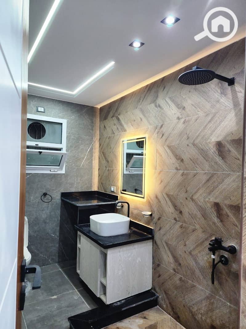 6 b0ba69d1-bd6e-4232-a166-68bde33ac792. jpg