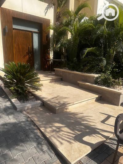 4 Bedroom Townhouse for Sale in Sheikh Zayed, Giza - WhatsApp Image 2025-09-16 at 2.34. 14 PM. jpeg