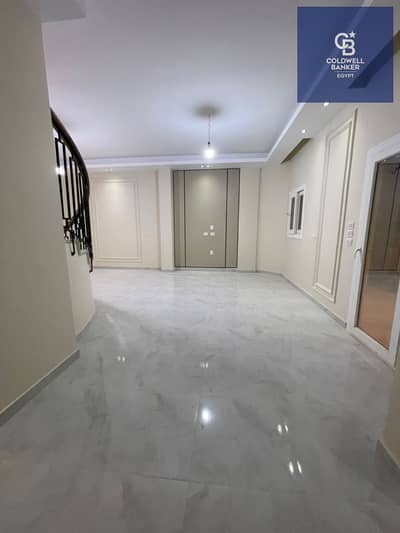 دوبلكس 3 غرف نوم للبيع في القاهرة الجديدة، القاهرة - WhatsApp Image 2025-09-15 at 14.45. 45_220daf67. jpg