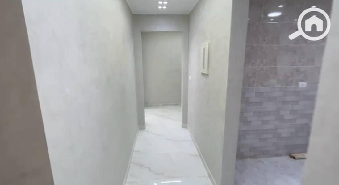 12 d3e95023-e726-4c0b-b726-8ae676845d66. jpeg