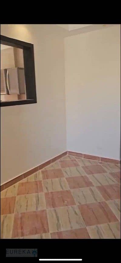 12 Picture10. jpg
