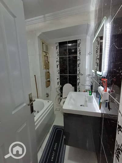 3 Bedroom Flat for Sale in Kafr Abdo, Alexandria - 6ba02bda-4f10-4412-a549-67b151e30a9b. jpg
