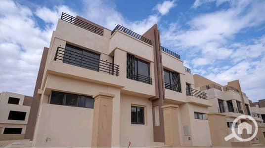 فیلا 3 غرف نوم للبيع في الشيخ زايد، الجيزة - f12f5300-fc90-4d24-860c-ea741c8c18bb. jpg