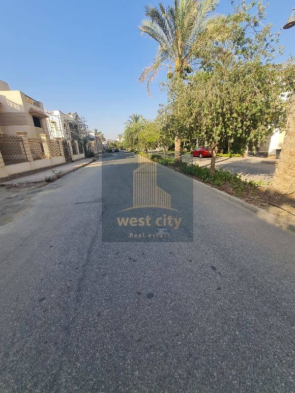 فيلا ٥٥٠ متر للبيع في كمبوند رويال سيتي الشيخ زايد