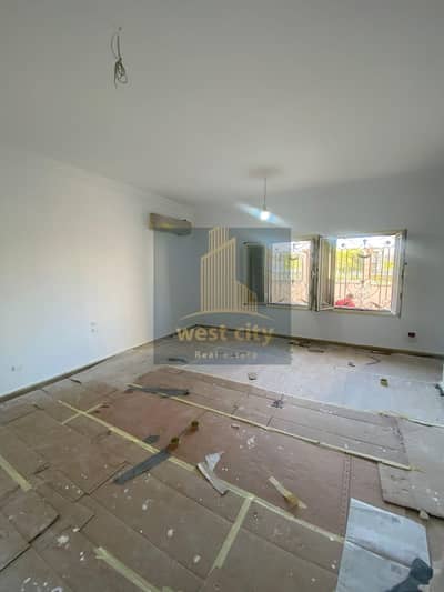7 Bedroom Villa for Sale in Sheikh Zayed, Giza - IMG-20250916-WA0014. jpg