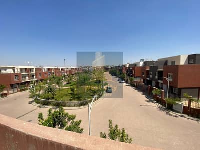 تاون هاوس 4 غرف نوم للايجار في الشيخ زايد، الجيزة - 2a7c2182-bafa-4d00-addc-f01f89723c61. jpg