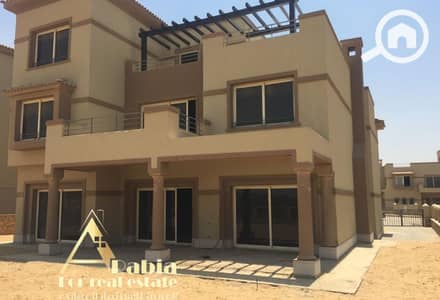 4 Bedroom Villa for Sale in New Cairo, Cairo - 9d92720a-ff02-4a73-92c3-4fcc93862ceb. jpg
