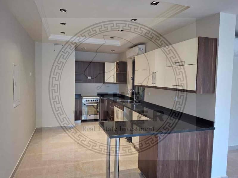 2 3f275a52-da4e-4534-9f5a-49d7af94eb22. jpg