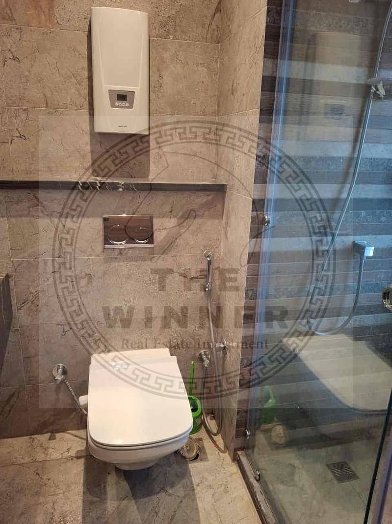 10 5b05a991-69c2-478b-a516-69314a0332bd. jpg