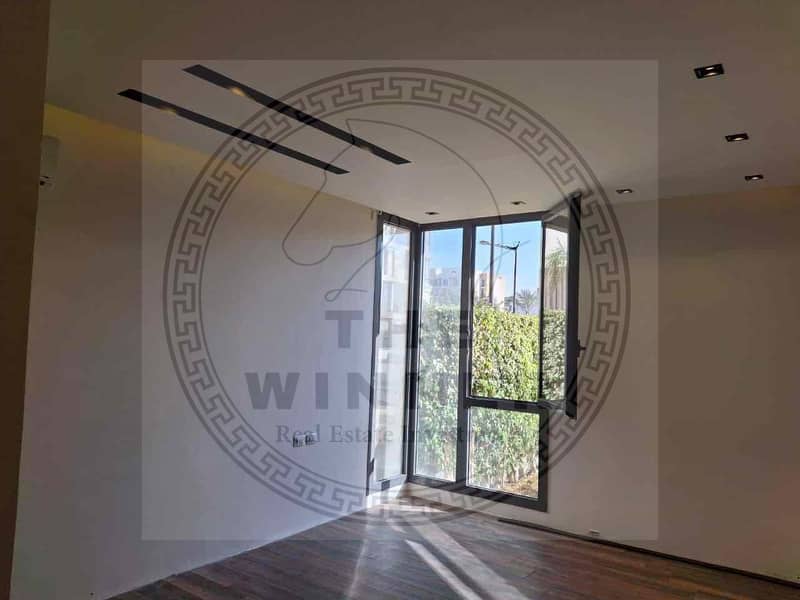 17 d5e882b5-2c70-4f0a-9d38-bd59d370fb2d. jpg