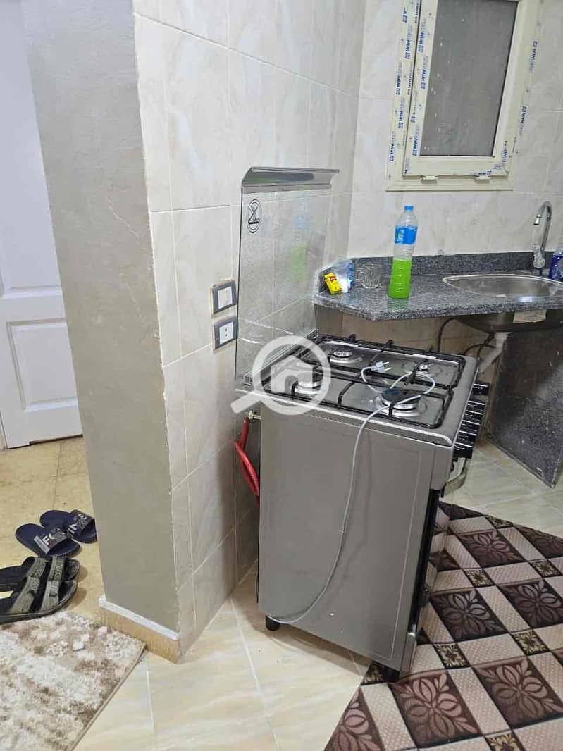 9 6efacfa7-7ed8-4d7a-ad49-d8987b7bdbc9. jpg