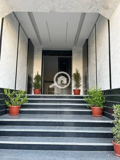 Commercial Building for Rent in Heliopolis, Cairo - 1000426172. jpg