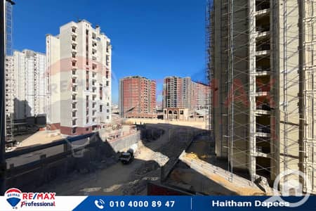 شقة 2 غرفة نوم للبيع في محرّم بيك، الإسكندرية - 1 (2). jpg