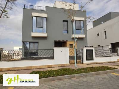4 Bedroom Villa for Sale in New Cairo, Cairo - 78b3035c-9b80-4697-933b-b95313f1b82a. jpg