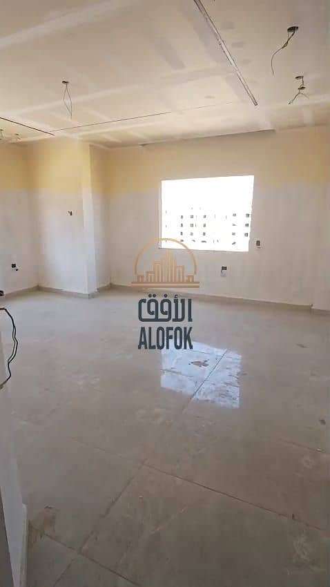 4 WhatsApp Image 2025-09-16 at 16.52. 00_87c193e6. jpg