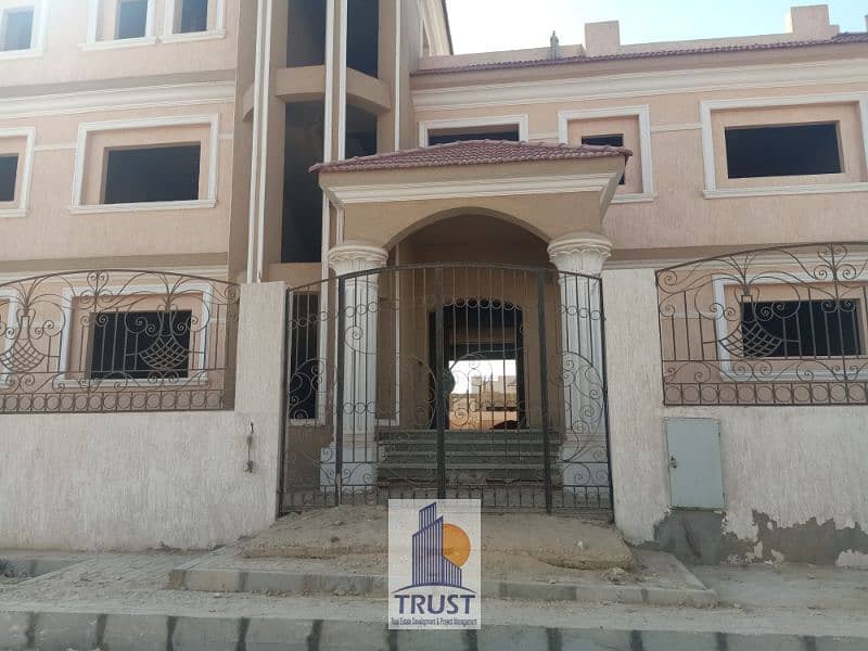 Detached villa for sale behind Mall of Egypt