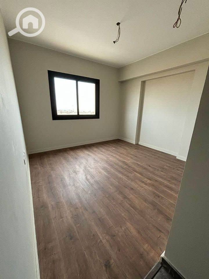 3 houahrilghuilatg. jpg