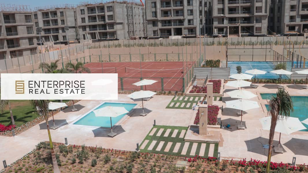 9 Vth Square - Live Photos _page-0027. jpg