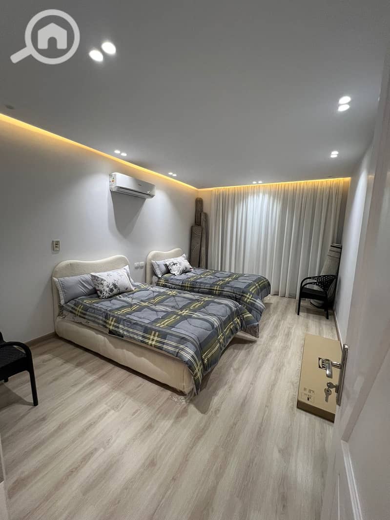 11 ba9330e2-df8d-4d20-83ac-6f7eedc7e0df. jpg