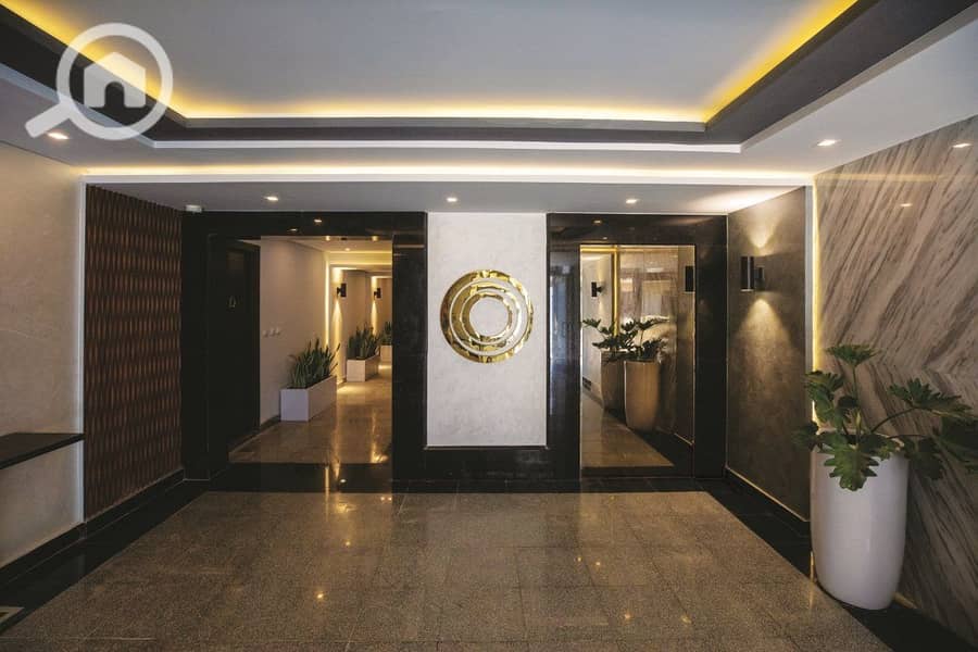 4 Entrance-Medium. jpg