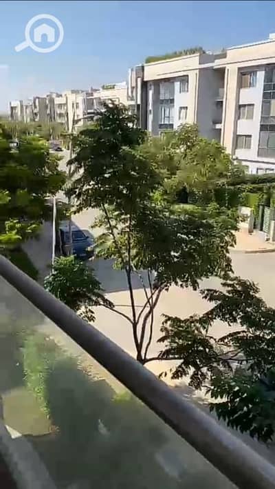 فلیٹ 3 غرف نوم للبيع في القاهرة الجديدة، القاهرة - شقة للبيع فى جاليريا مون فالي التجمع Galleria المربع الذهبي إستلام فور
