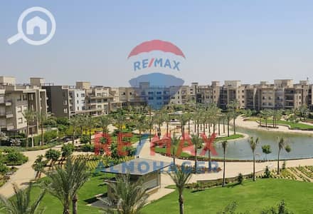 3 Bedroom Apartment for Sale in 6th of October, Giza - 02b968e6-1d86-466a-8fbf-8691fced0ca5. jpeg
