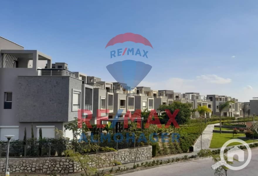 8 e2dff705-874e-4e27-8ea7-b3398cd6c6b9. jpeg