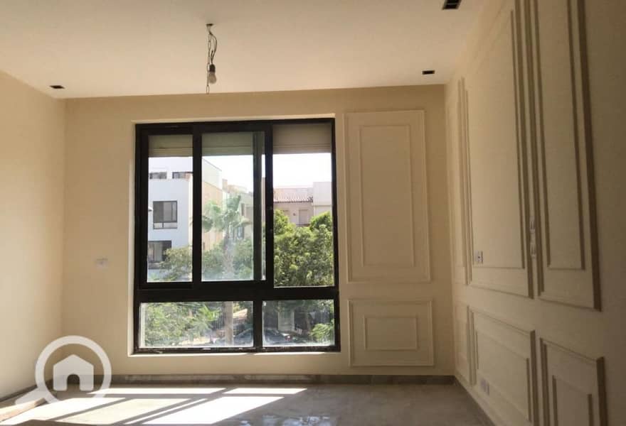 4 259b790c-0ff4-407e-a0fb-3af4acfea862. jpg