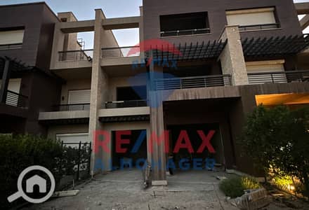 توين هاوس 4 غرف نوم للبيع في 6 أكتوبر، الجيزة - db1d8822-7fc7-4cbb-b082-8053ebefd18c. jpeg
