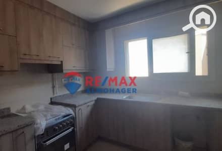 شقة 4 غرف نوم للايجار في 6 أكتوبر، الجيزة - 091d8541-fd17-464a-a738-9002599fd8ae. jpg