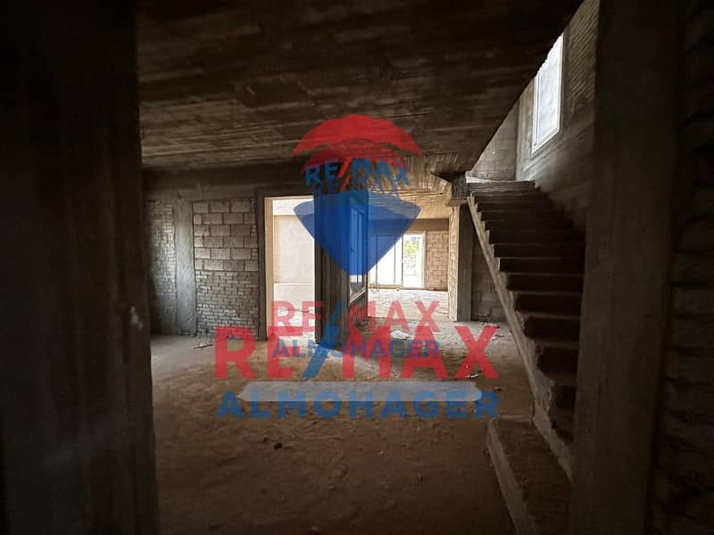 5 WhatsApp Image 2025-05-17 at 2.05. 30 AM. jpeg