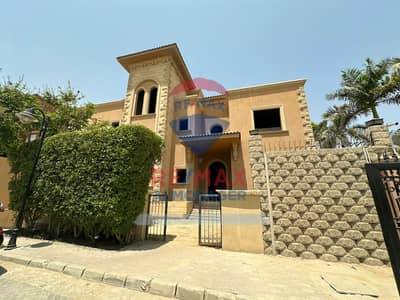 6 Bedroom Villa for Sale in 6th of October, Giza - WhatsApp Image 2025-09-18 at 4.16. 42 PM. jpeg