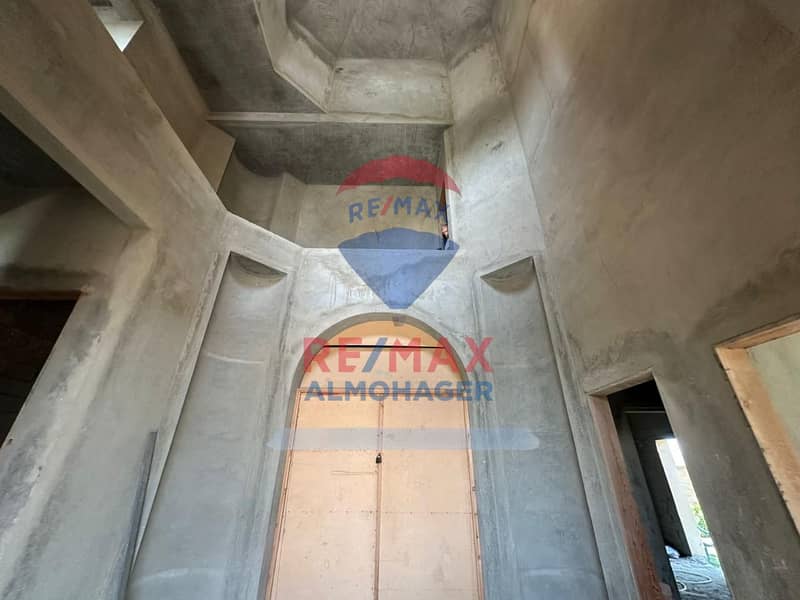 5 WhatsApp Image 2025-09-18 at 4.16. 44 PM (2). jpeg